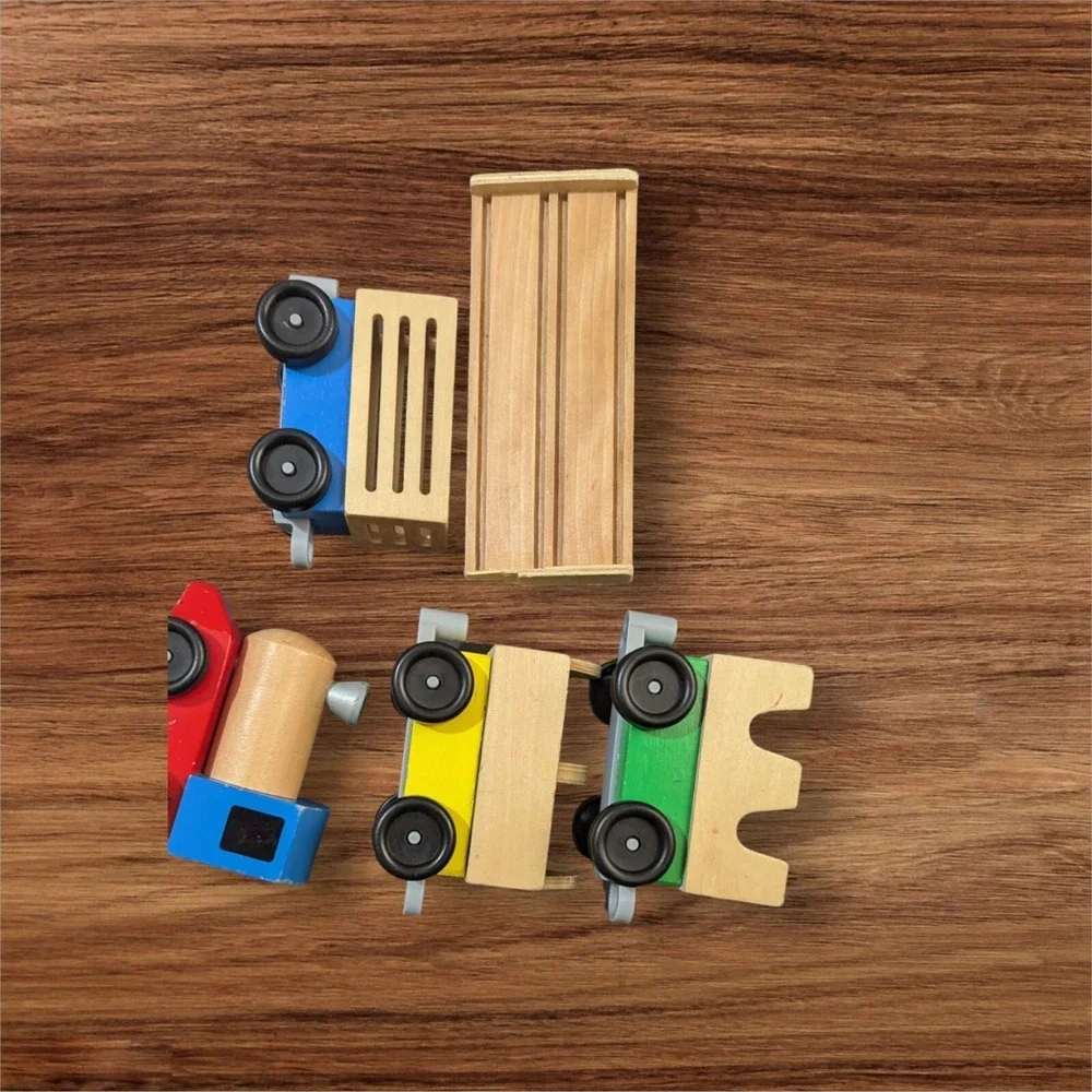 Melissa & Doug Wood Wooden Farm Train Chunky Set 3 cars 1 ENGINE set of 4 #4545‎